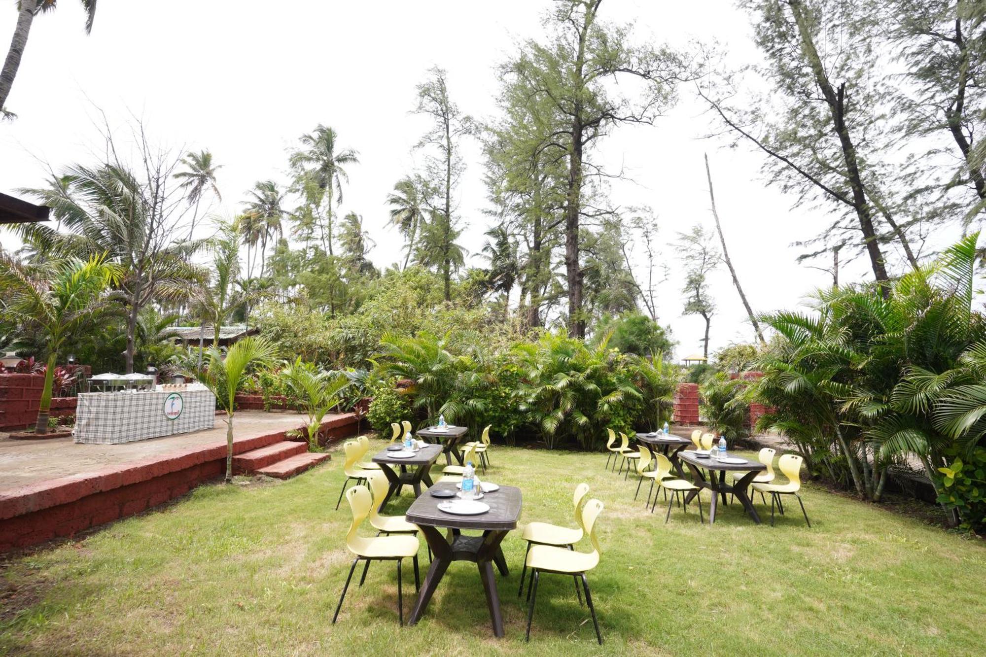 Tranquil Beach Resort Harihareshwar Extérieur photo